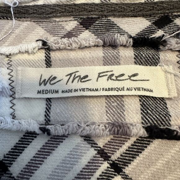 Free People Plaid Shirt Size Medium Black Tan White Crop Snap Front Shacket - Picture 5 of 11